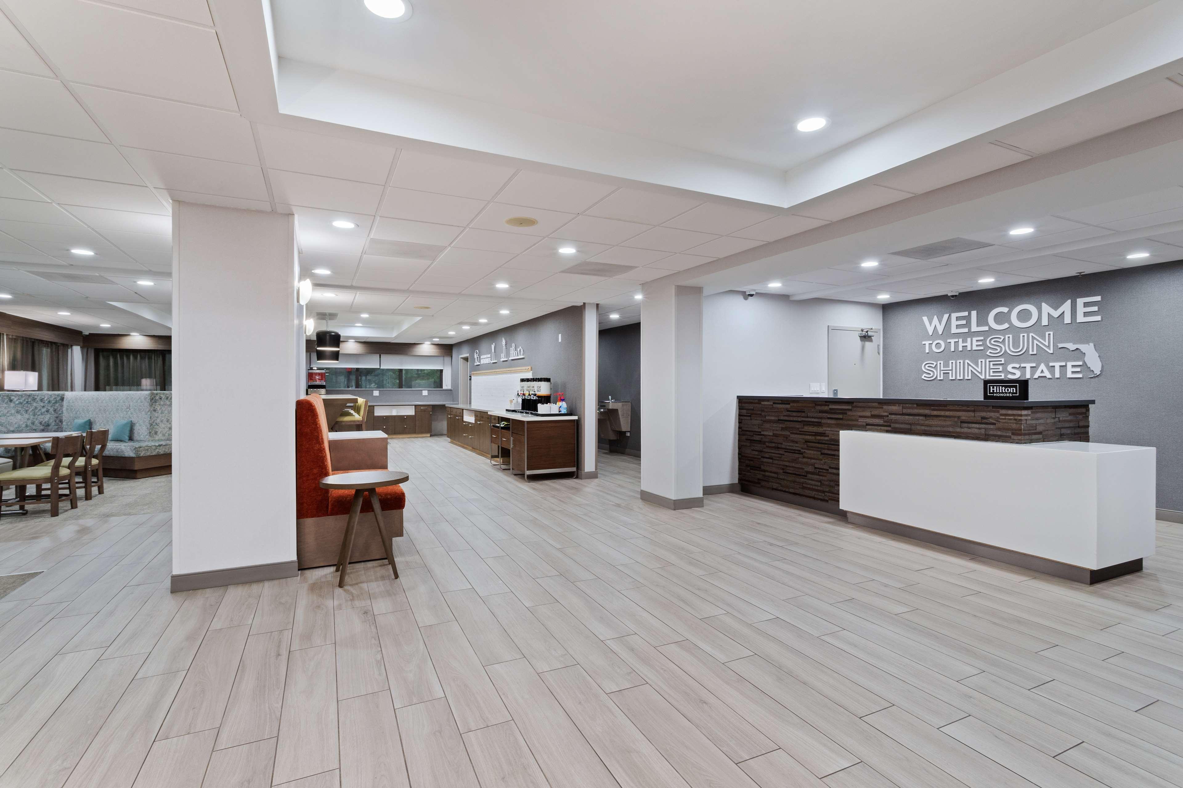 Hampton Inn Perry Exterior photo