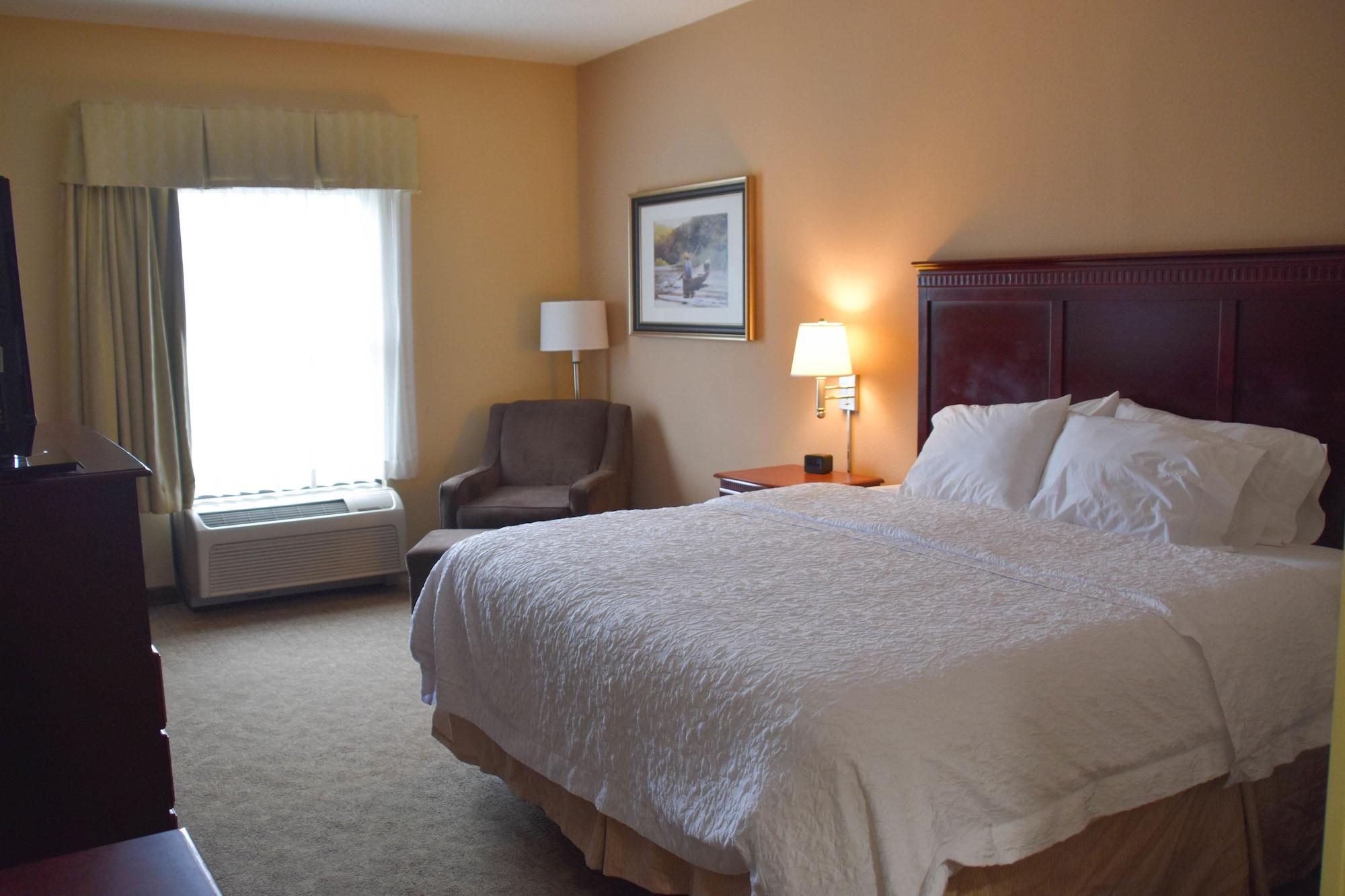 Hampton Inn Perry Exterior photo
